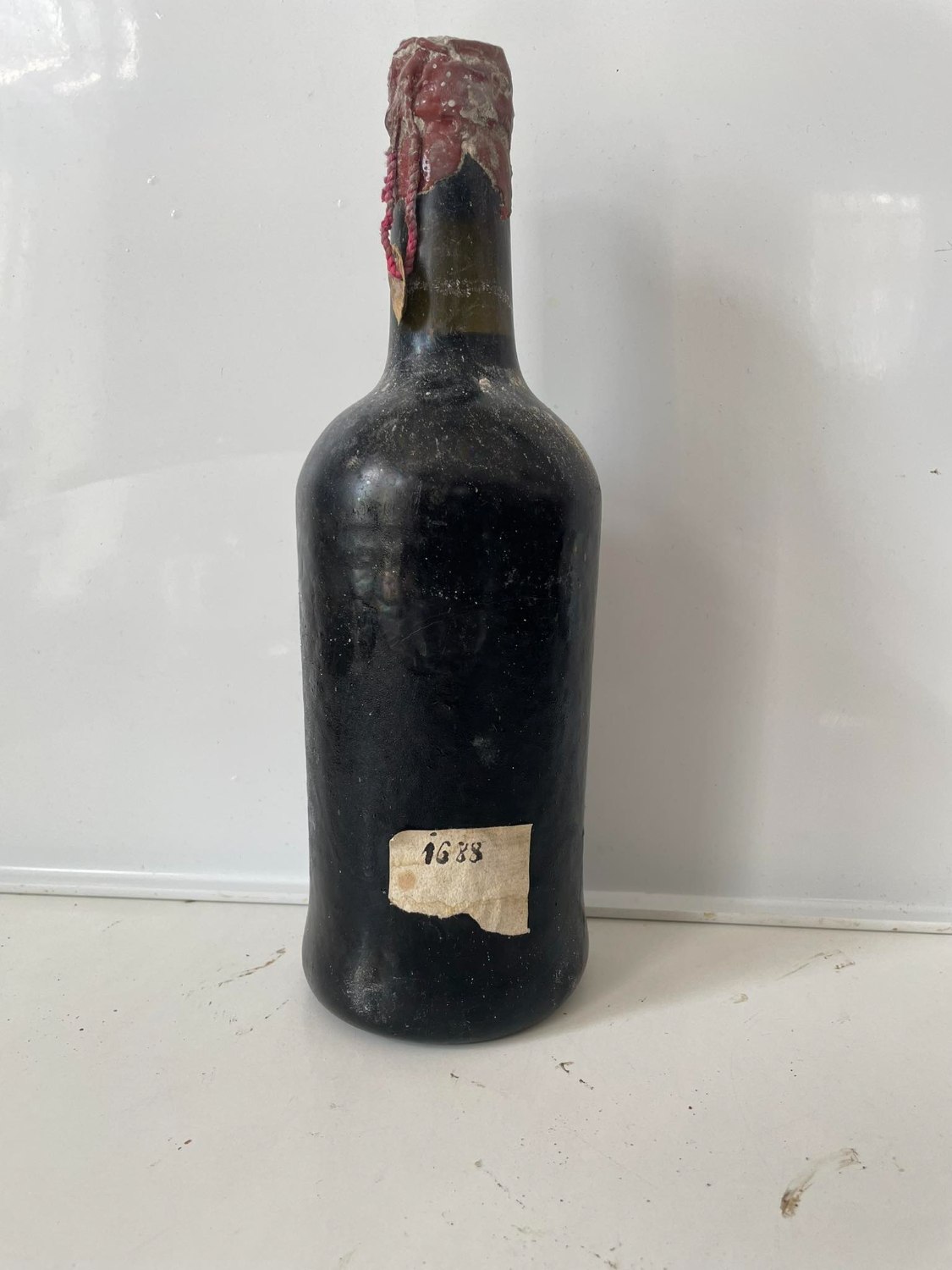The 1688 Esterházy bottle